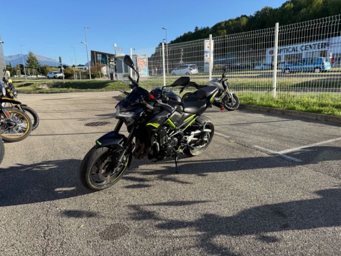 KAWASAKI Kawazaki Z900 4