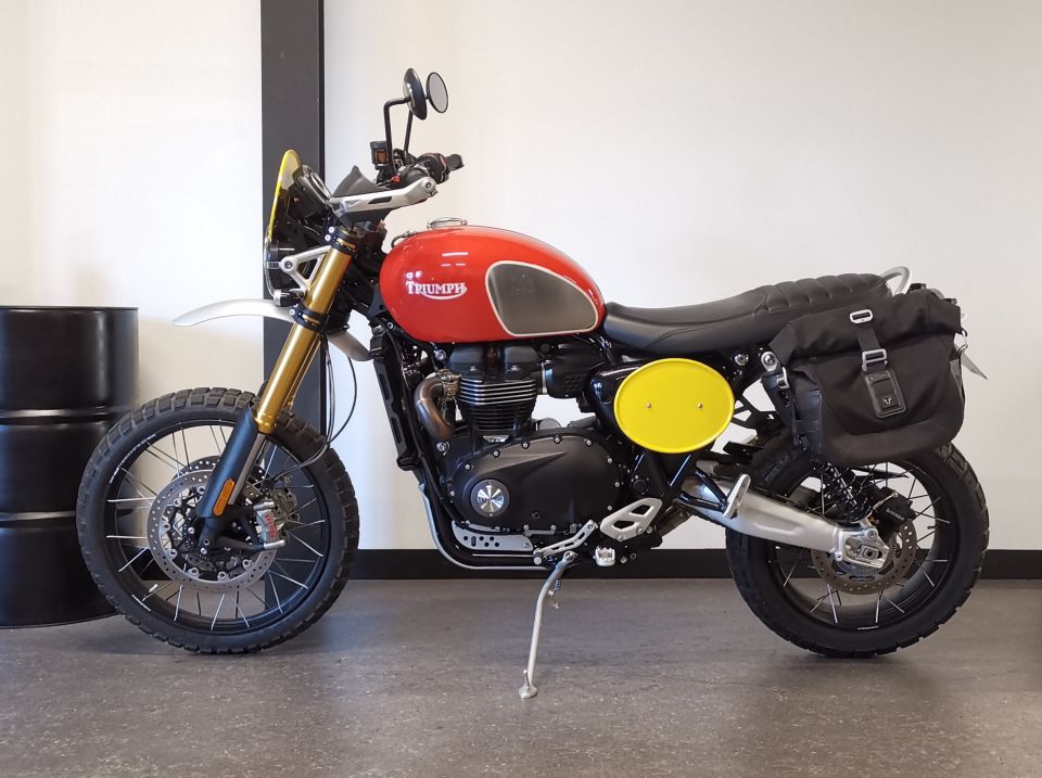 TRIUMPH SCRAMBLER 1200 XE 4