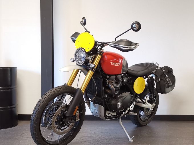 TRIUMPH SCRAMBLER 1200 XE 4