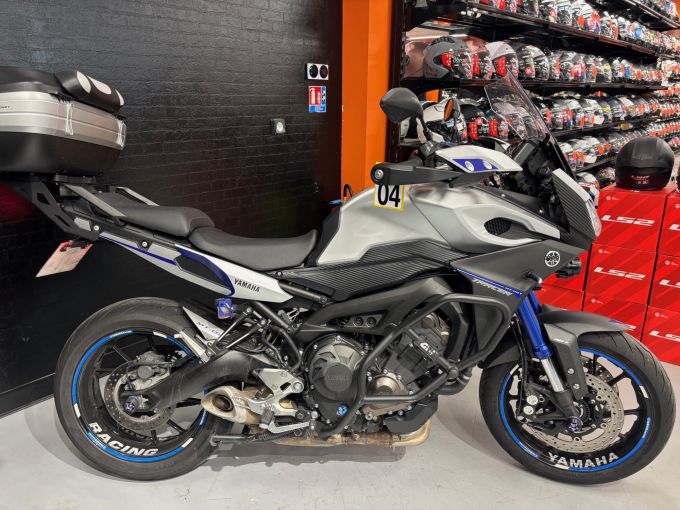 YAMAHA TRACER 900 4