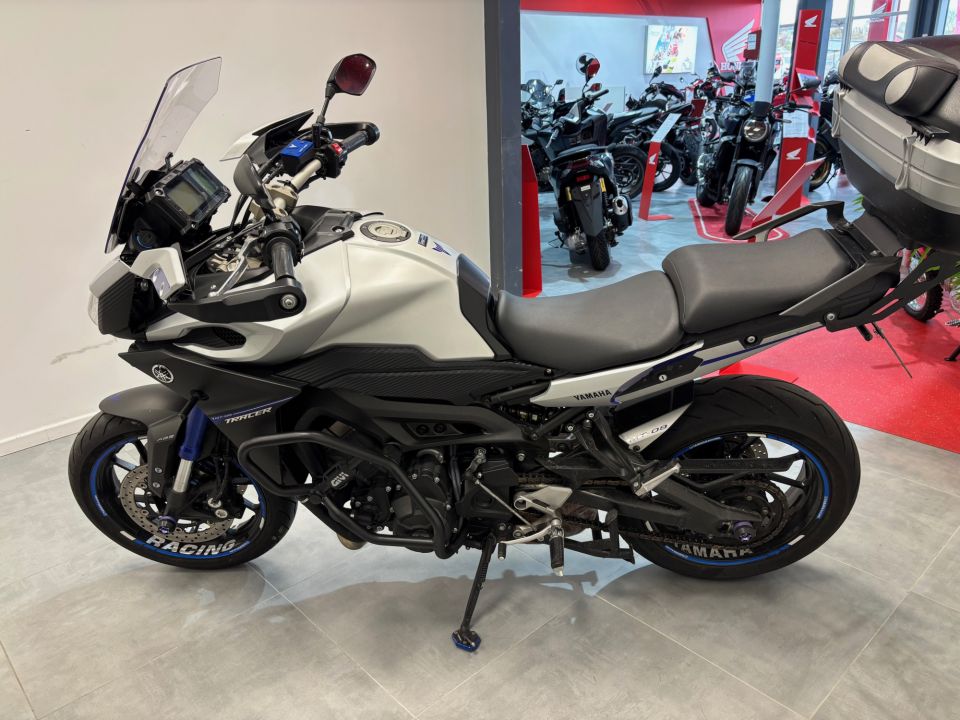 YAMAHA TRACER 900 4