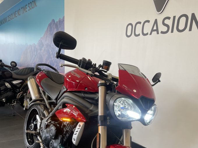 TRIUMPH SPEED TRIPLE 1050 S  4