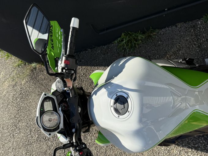 KAWASAKI Z 750 4