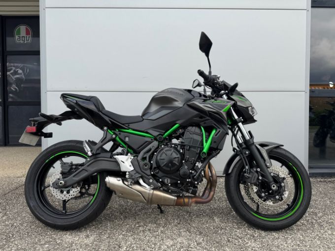 KAWASAKI Z650 ABS 4
