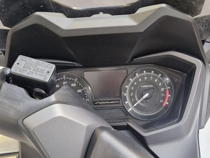 HONDA NSS FORZA 125 4