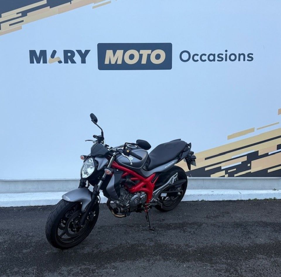 SUZUKI GLADIUS 650 ABS 4