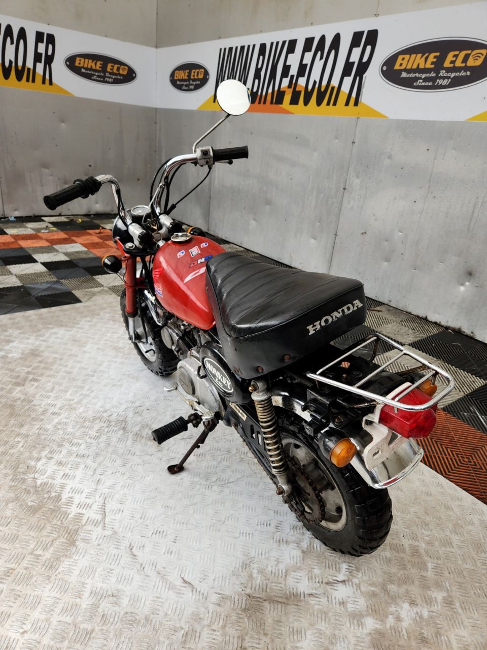 HONDA Z50 MONKEY 4