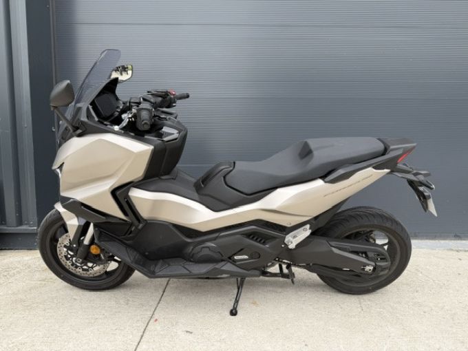 HONDA NSS FORZA 750 4
