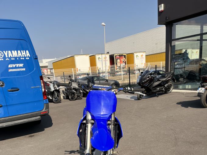 YAMAHA YZ250F 4