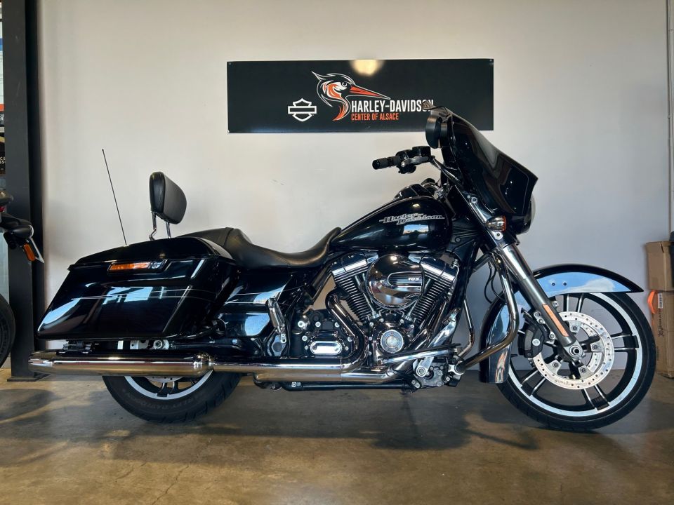 HARLEY-DAVIDSON TOURING STREET GLIDE 1690 4
