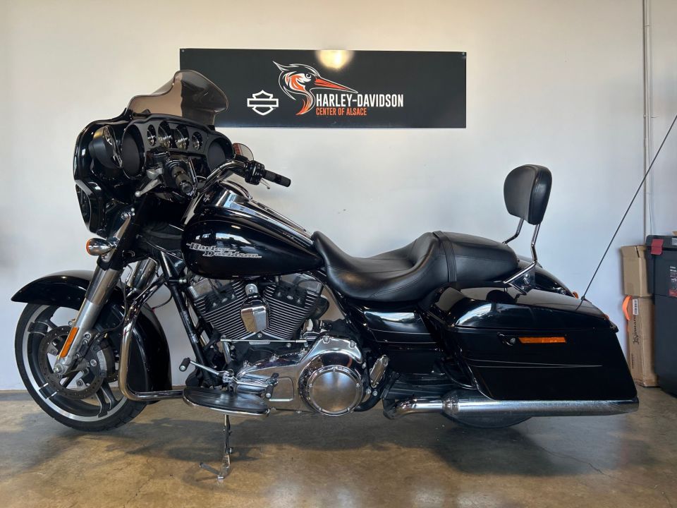 HARLEY-DAVIDSON TOURING STREET GLIDE 1690 4