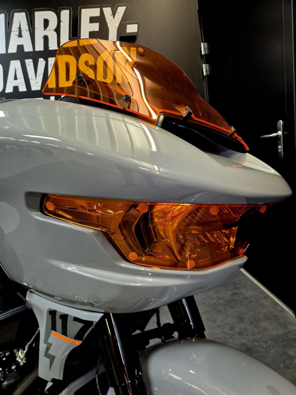 HARLEY-DAVIDSON TOURING ROAD GLIDE 1923 4