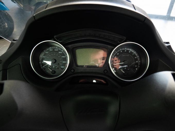 PIAGGIO MP3 500 4