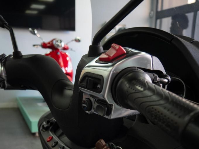 PIAGGIO MP3 500 4