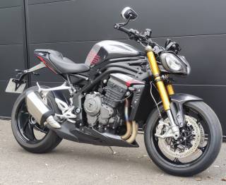 TRIUMPH SPEED TRIPLE 1200 RS - 2025
