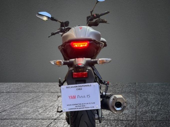 YAMAHA MT-125 ABS 4