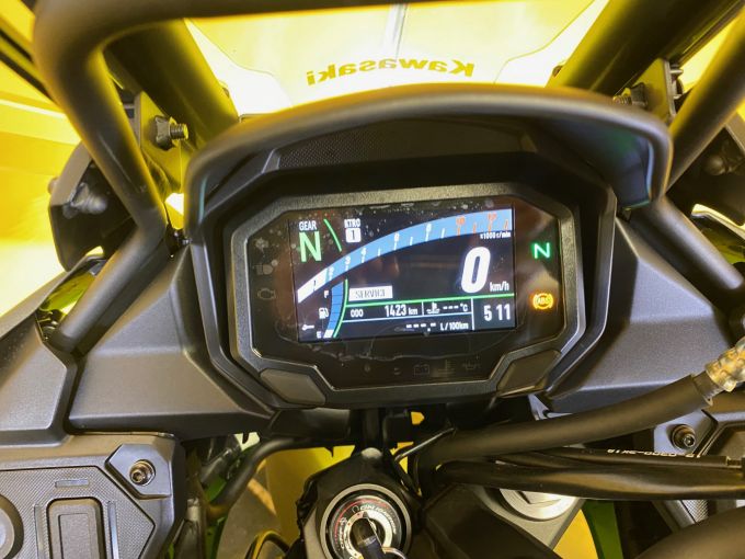 KAWASAKI VERSYS 650 4