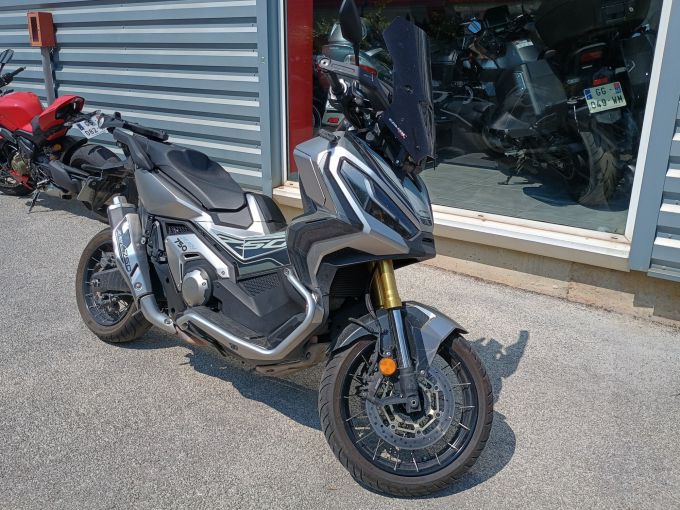 HONDA X-ADV 4