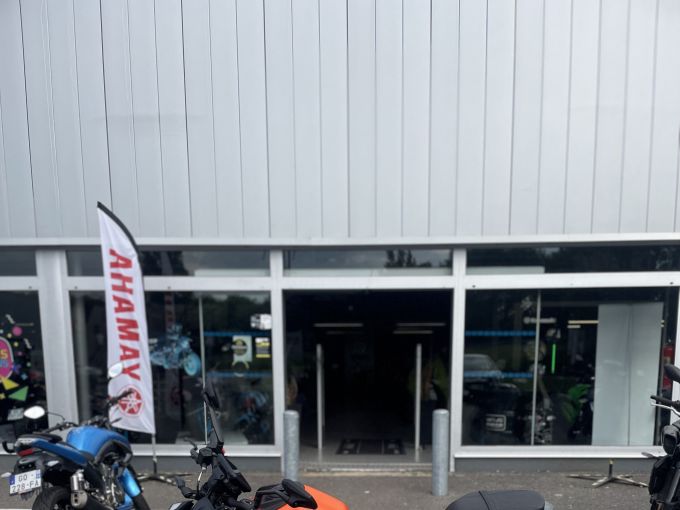KTM 390 DUKE 4