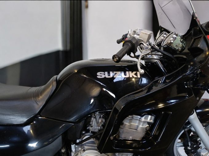 SUZUKI GSX 1100 4