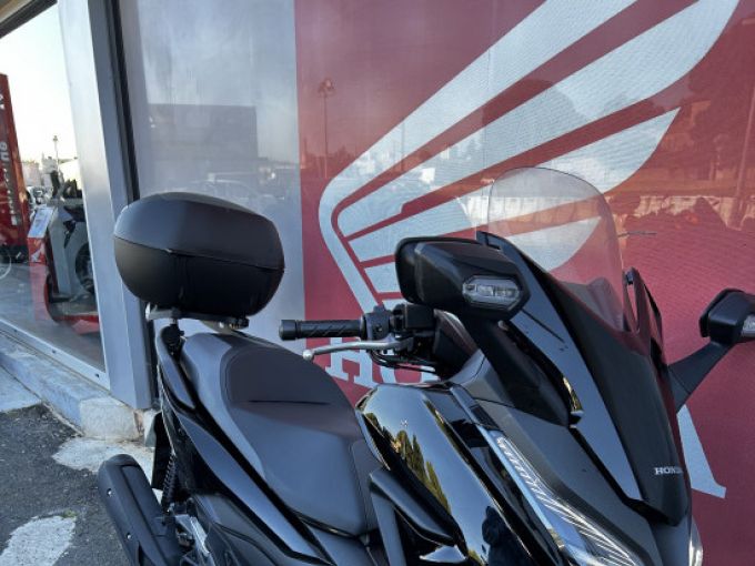 HONDA FORZA 125 ABS 4