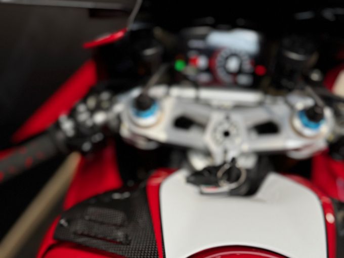 DUCATI PANIGALE 1103 V4 4