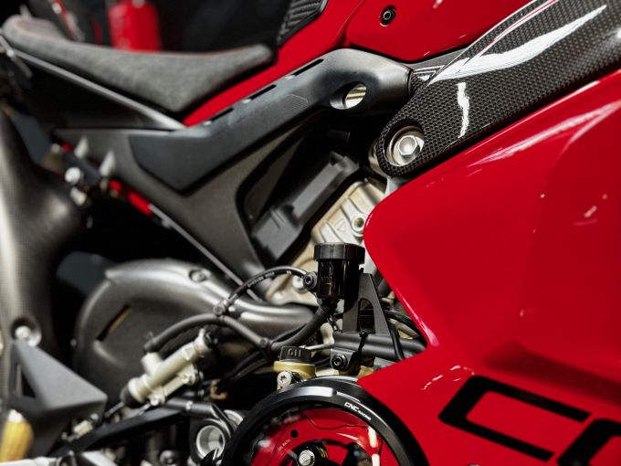 DUCATI PANIGALE 1103 V4 4