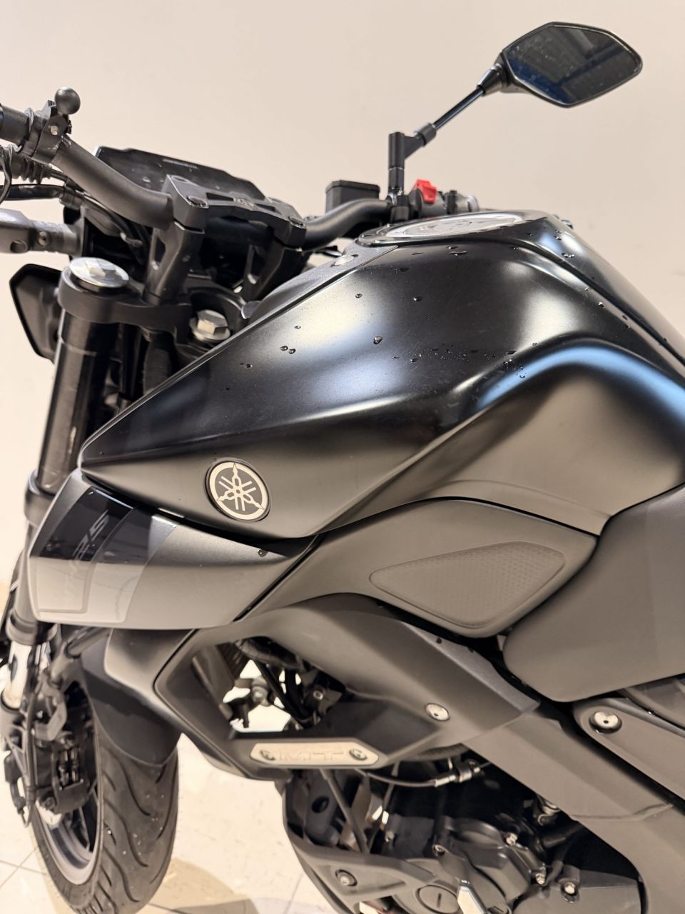 YAMAHA MT-125 ABS 4