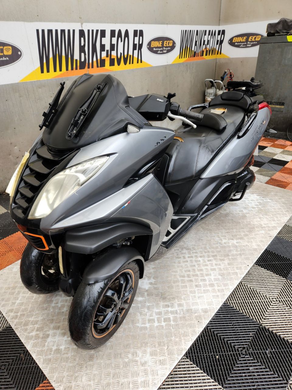 PEUGEOT METROPOLIS 400 4