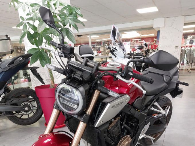HONDA CB650R Neo Sports Café 4
