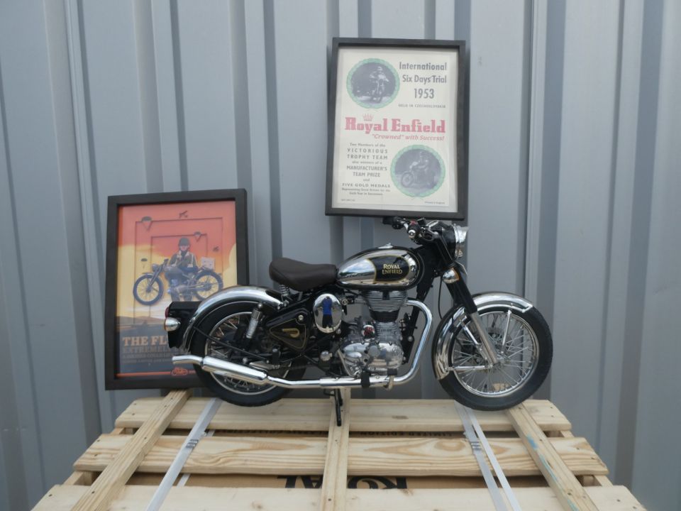 ROYAL ENFIELD CLASSIC CHROME 4