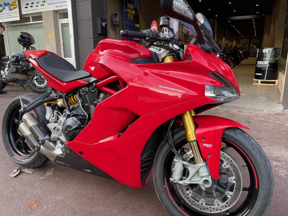 DUCATI SUPERSPORT 939S 4