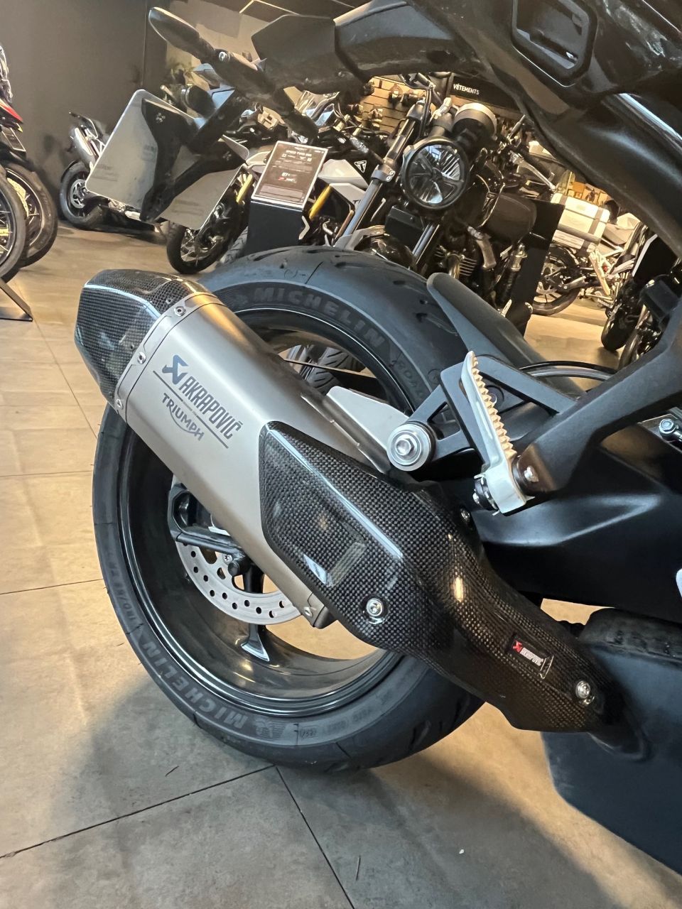 TRIUMPH 800 TIGER SPORT 4