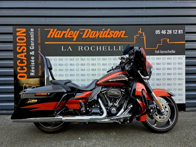 HARLEY-DAVIDSON TOURING STREET GLIDE 1868 CVO 4