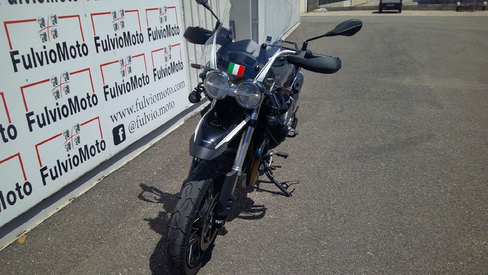 MOTO GUZZI V85 TT 850 4
