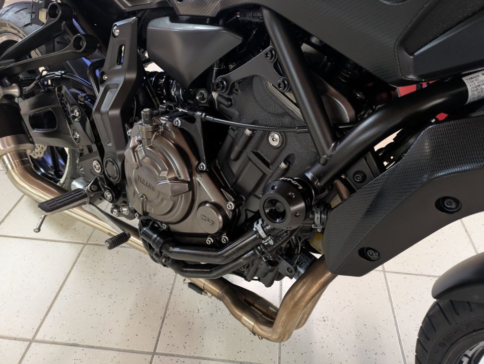 YAMAHA MT-07 (47.5CV) 4
