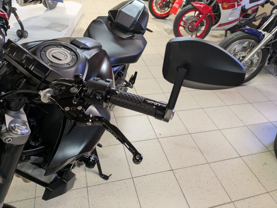 YAMAHA MT-07 (47.5CV) 4
