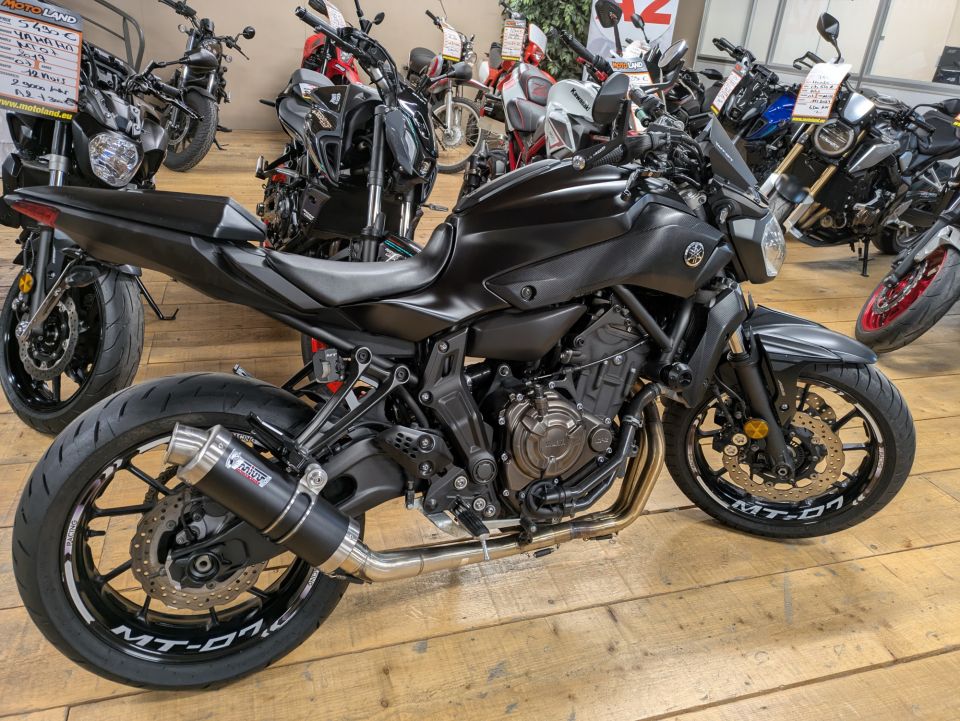 YAMAHA MT-07 (47.5CV) 4