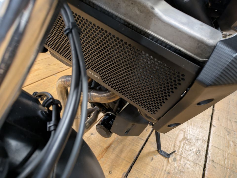 YAMAHA MT-07 (47.5CV) 4