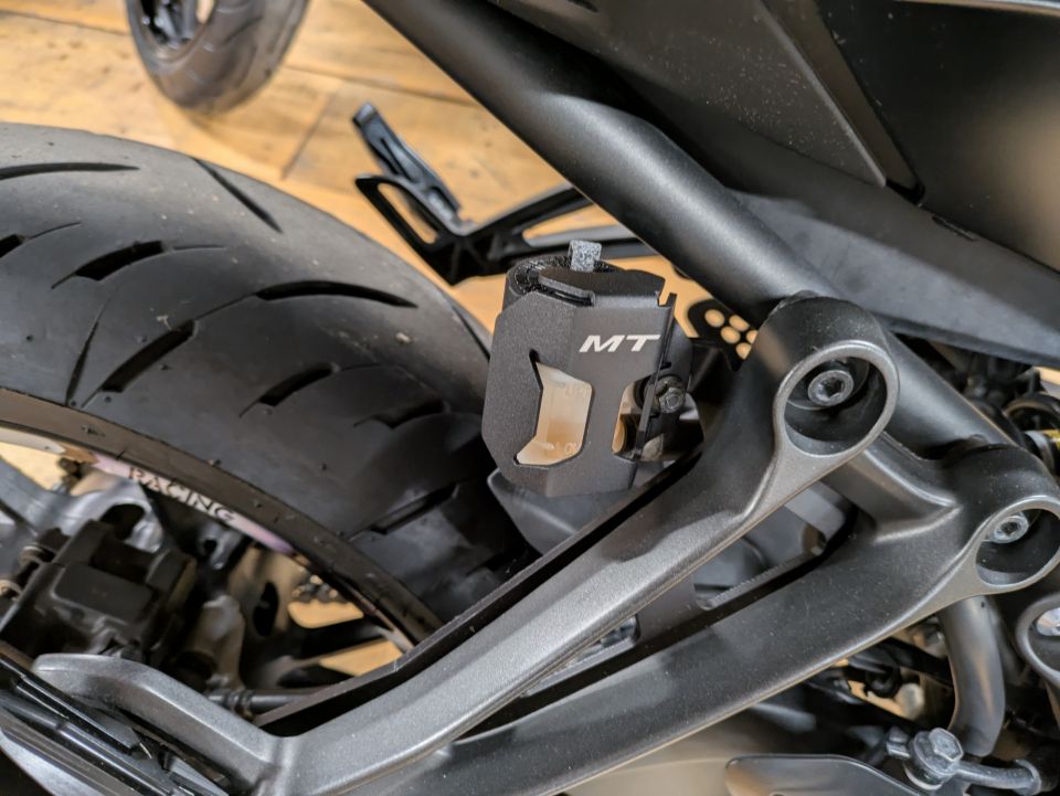 YAMAHA MT-07 (47.5CV) 4