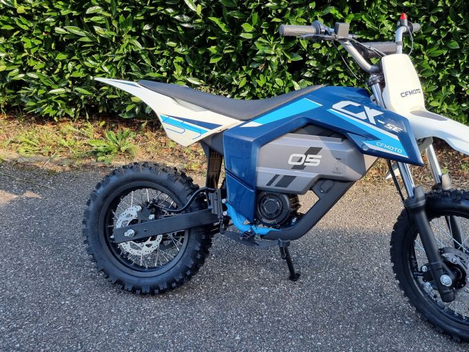 CF MOTO CX-5E 4