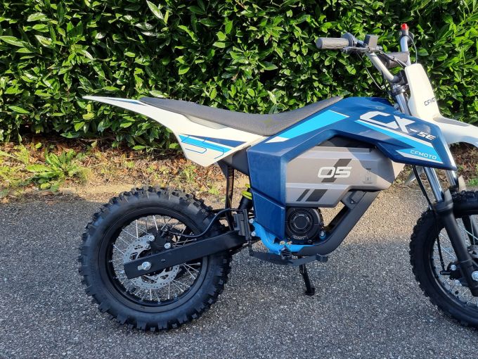 CF MOTO CX-5E 4
