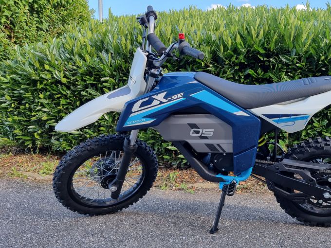 CF MOTO CX-5E 4