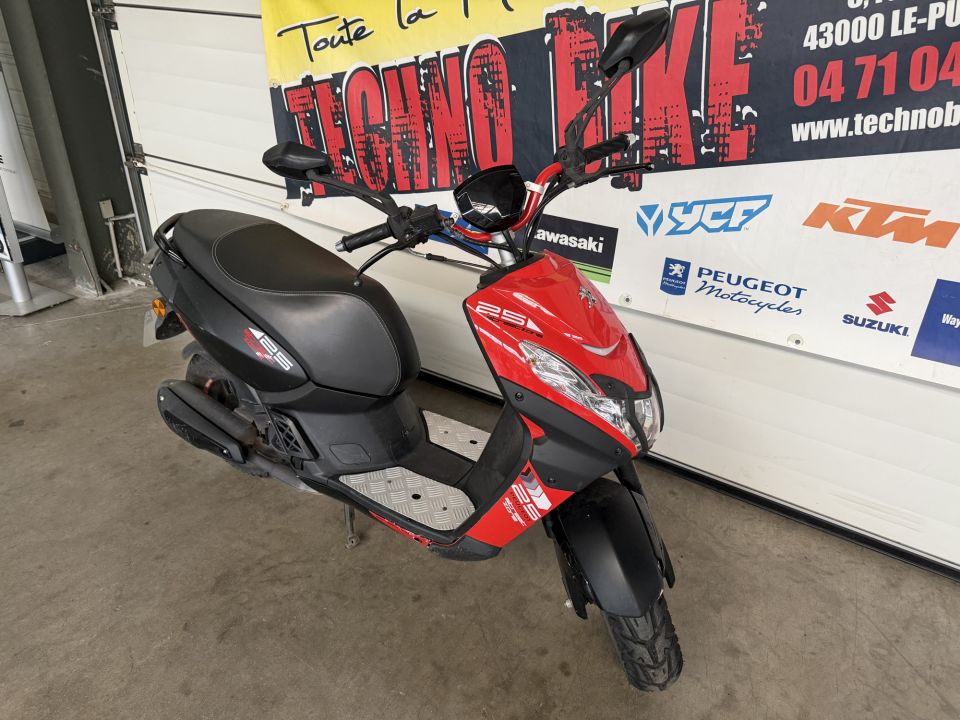 PEUGEOT STREET ZONE 50 4