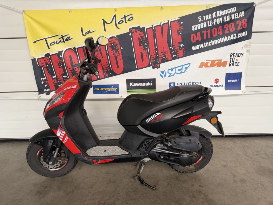 PEUGEOT STREET ZONE 50 4