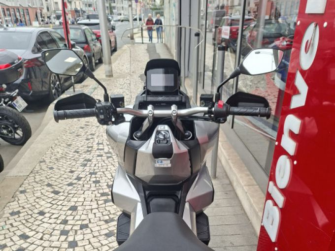 HONDA ADV 350 4