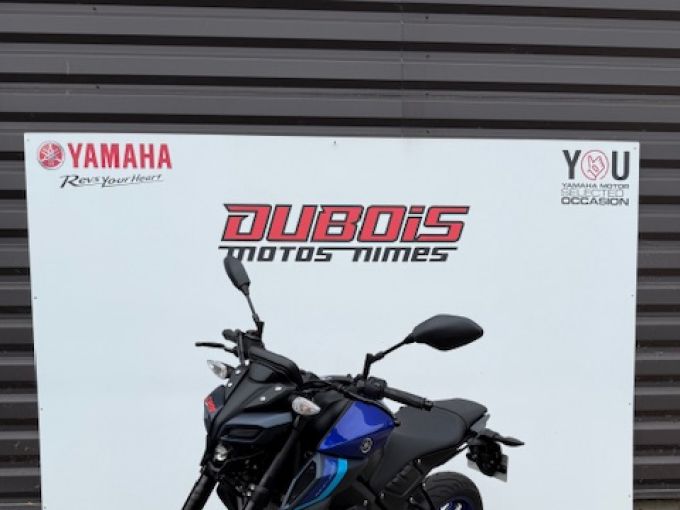 YAMAHA MT-125 ABS 4