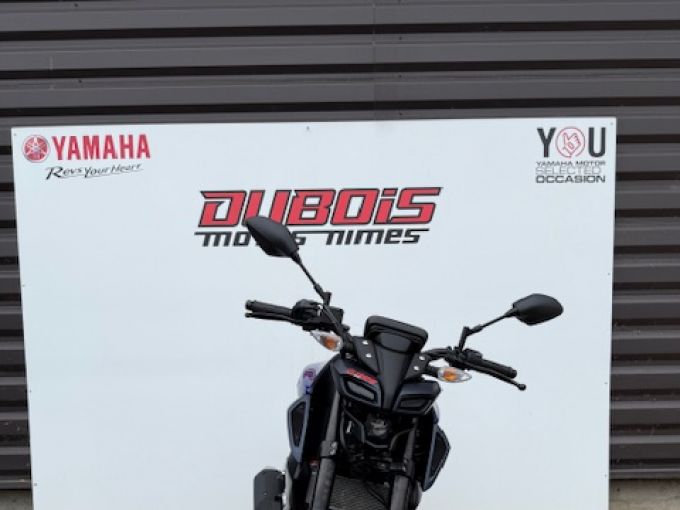 YAMAHA MT-125 ABS 4