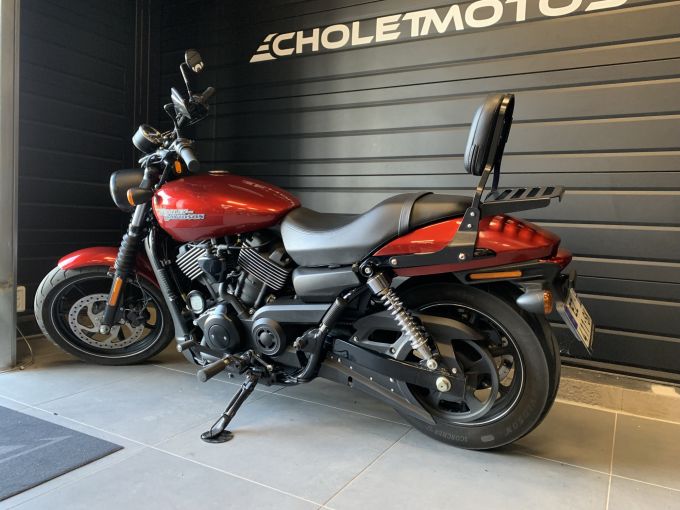 HARLEY-DAVIDSON STREET 750 4