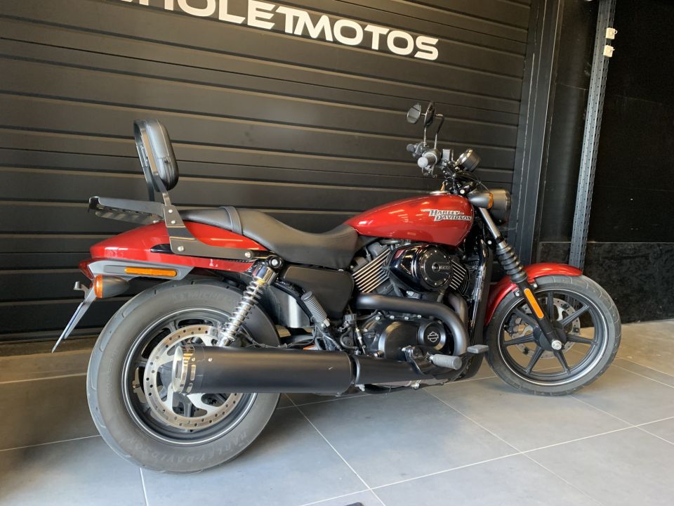 HARLEY-DAVIDSON STREET 750 4